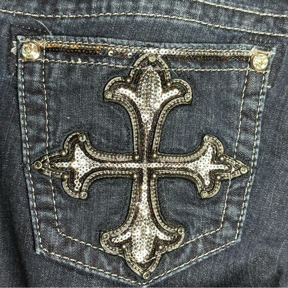 Miss Me Mid Rise Boot cut Sequined Cross pockets  - SILVER threading - Picture 6 of 6